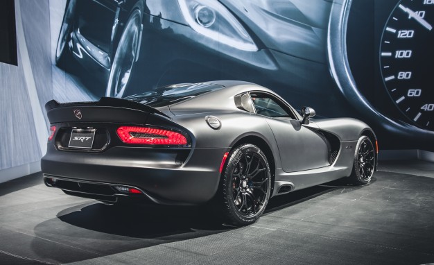 2015-SRT-Viper-GTS-Time-Attack-Edition-104-626x382.jpg