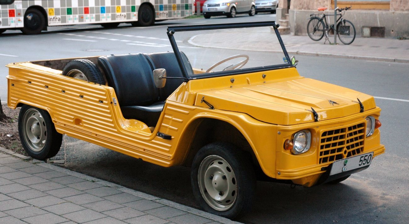 Citroën_Méhari_offen.jpg