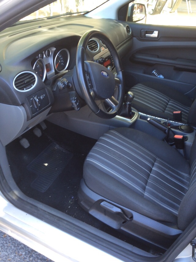 Interior4.jpg
