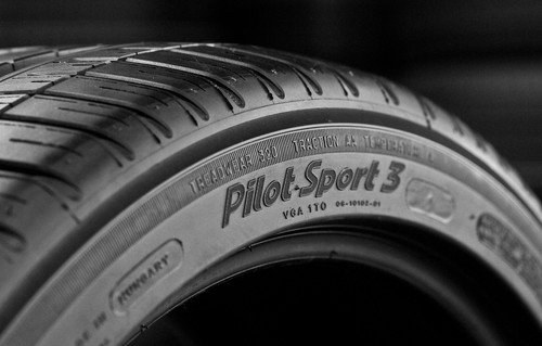 michelin-ps3-1.jpg