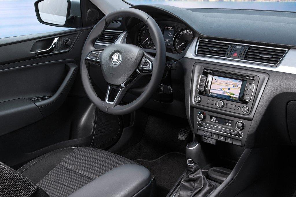spaceback-5p-interior-2.jpg