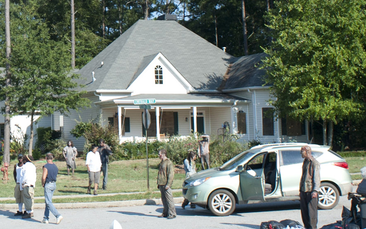 The-Walking-Dead-Drive-to-Survive-2.png