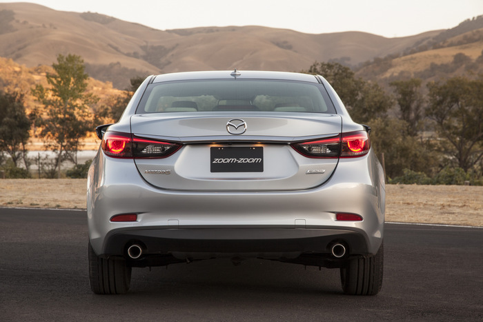 trasera-mazda-6.jpg
